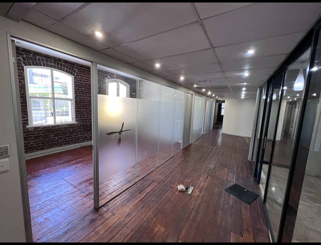 160M² OFFICE TO LET IN CAPE TOWN CITY CENTRE